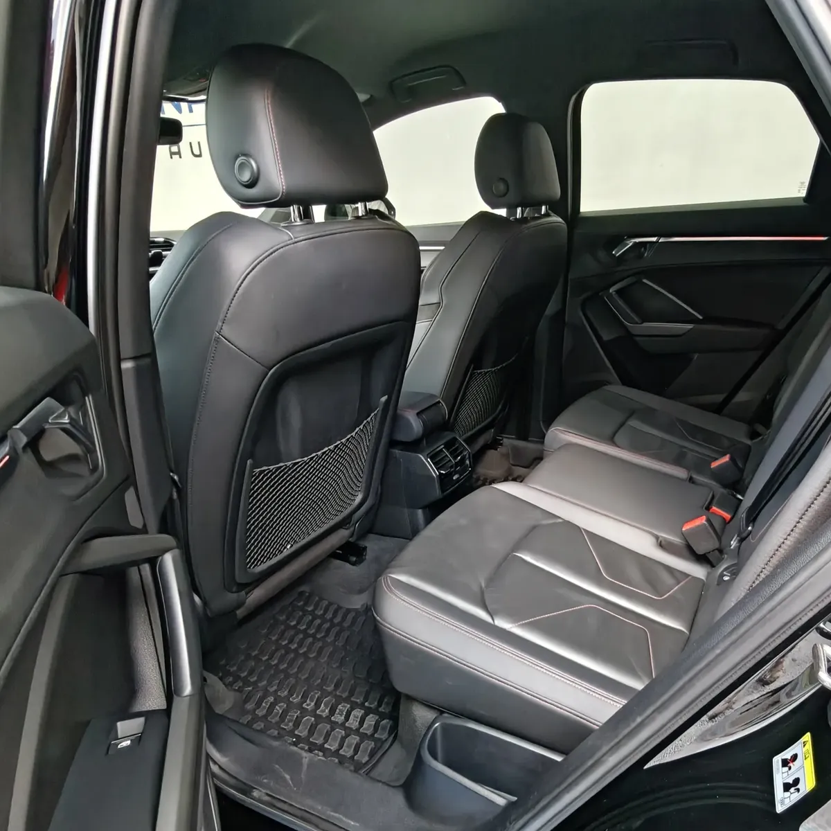 Audi Q3 2022 S line
