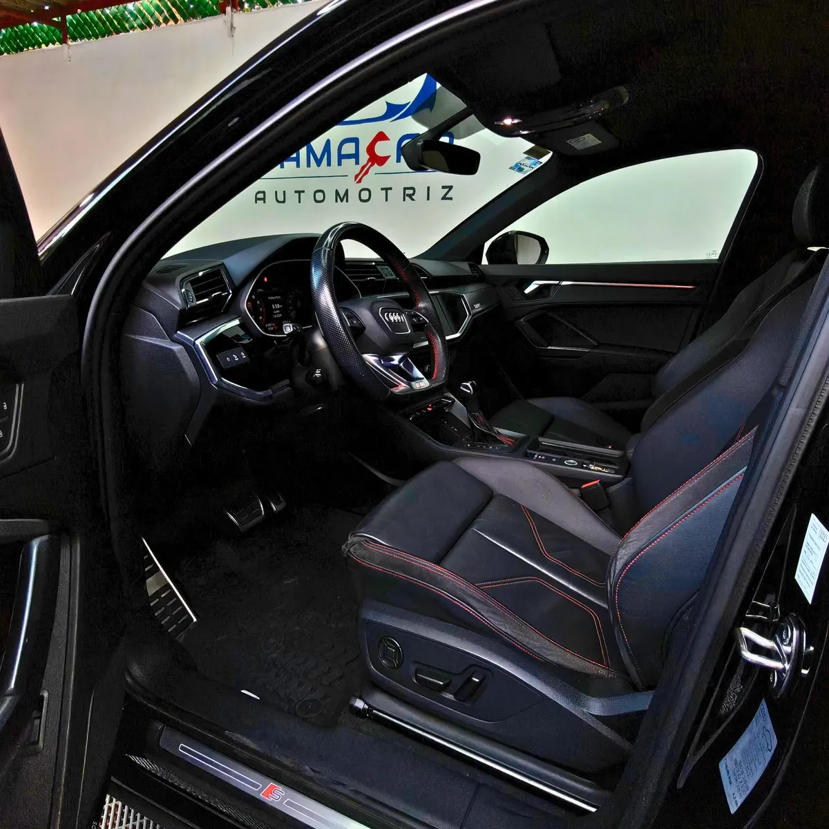 Audi Q3 2022 S line