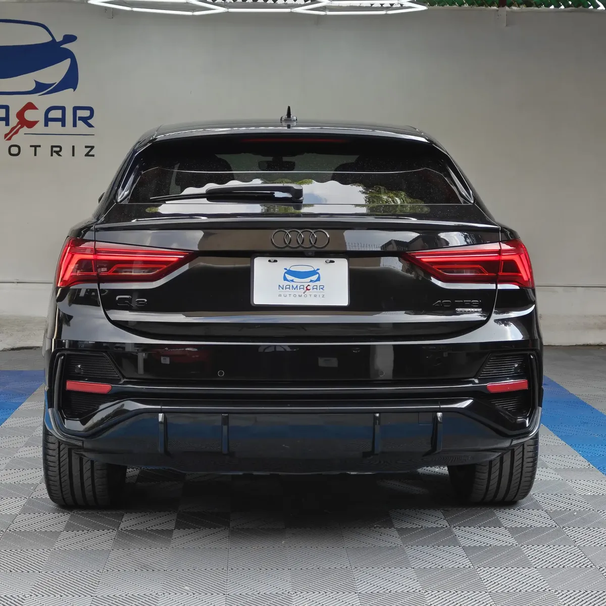 Audi Q3 2022 S line
