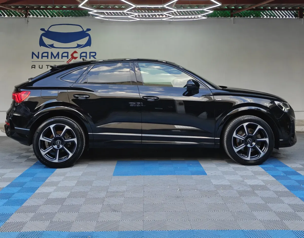 Audi Q3 2022 S line